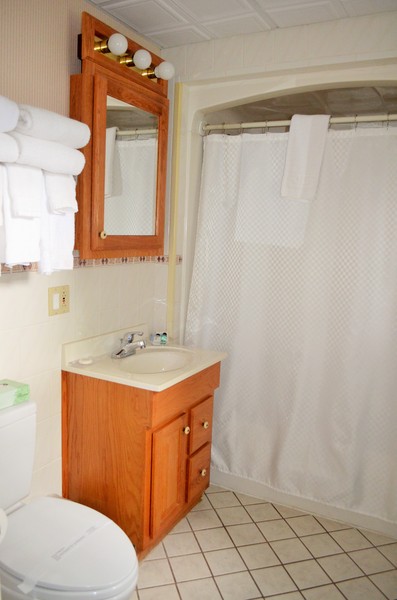 Downstair Suite 116 Photo 5