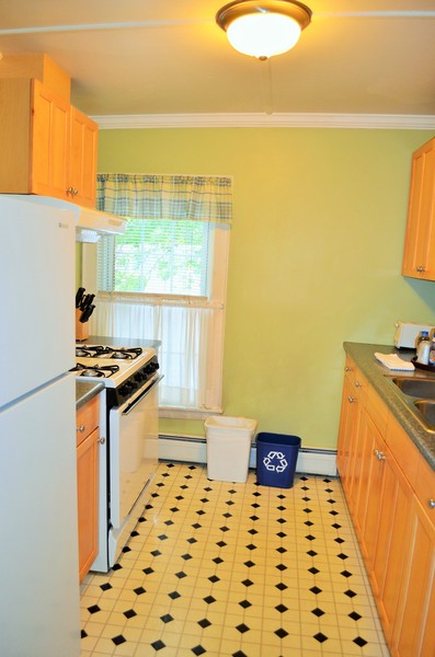 Upstairs Suite 117 Photo 7