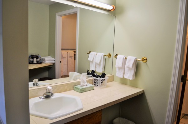 Deluxe Room One King Bed Photo 6