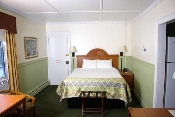 Upstairs Suite 117 Photo 1